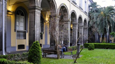 Napoli Luigi Vanvitelli Üniversitesi