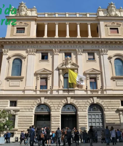 Papalık Lateranense Üniversitesi (Pontificia Università Lateranense) Bölümleri ve Kabul Şartları